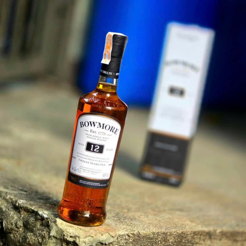 Bowmore-12-single-malt-Scotch-whisky