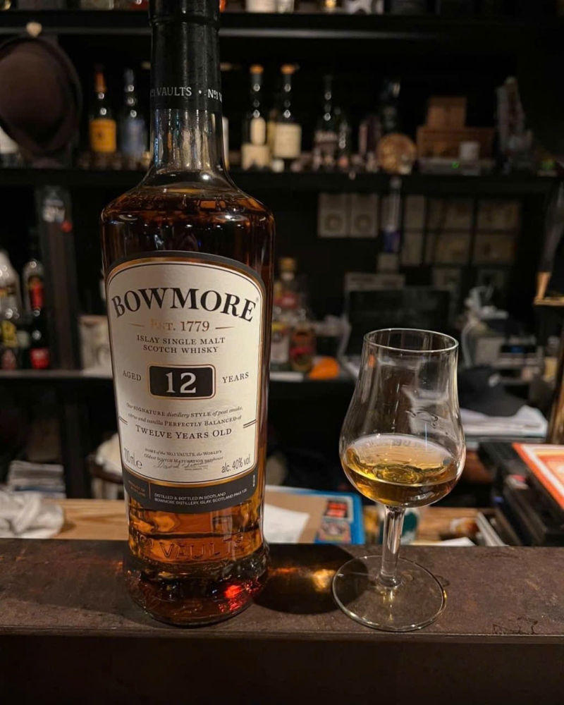 Thuong-thuc-Bowmore-12-Islay-single-malt-whisky