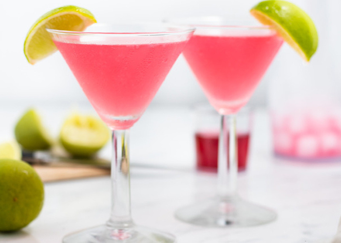 Cách làm cocktail Cosmopolitan