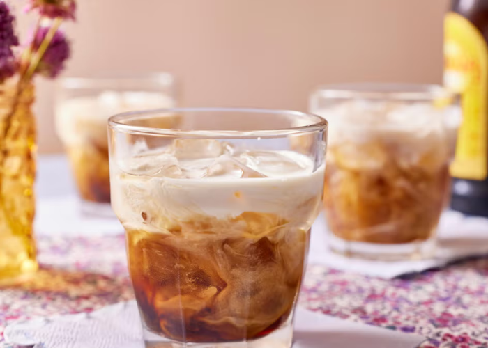 Cách Làm Cocktail White Russian