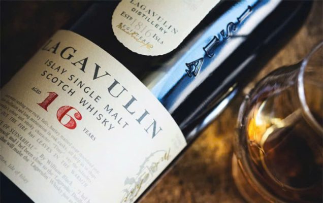 Lagavulin-aged-16